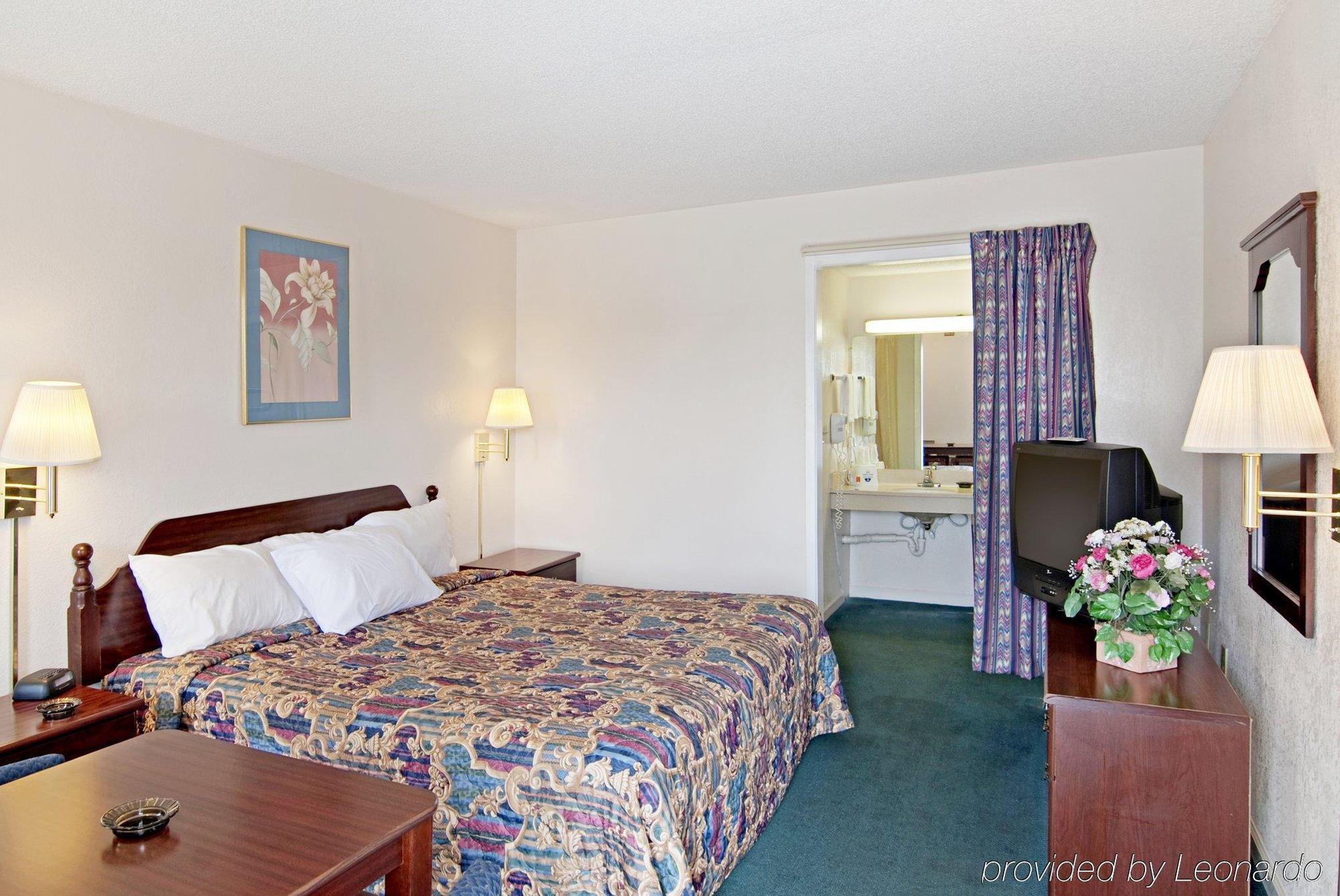 Travel Inn Of Buford Quarto foto